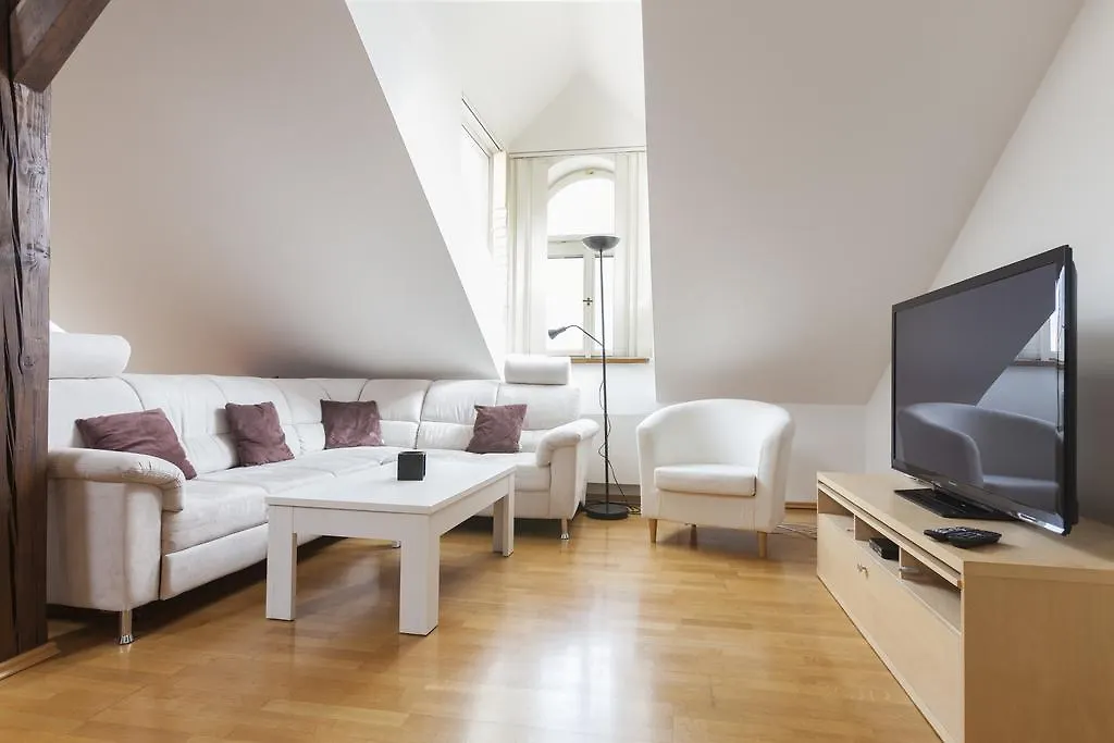 Riverview Apartments Praga