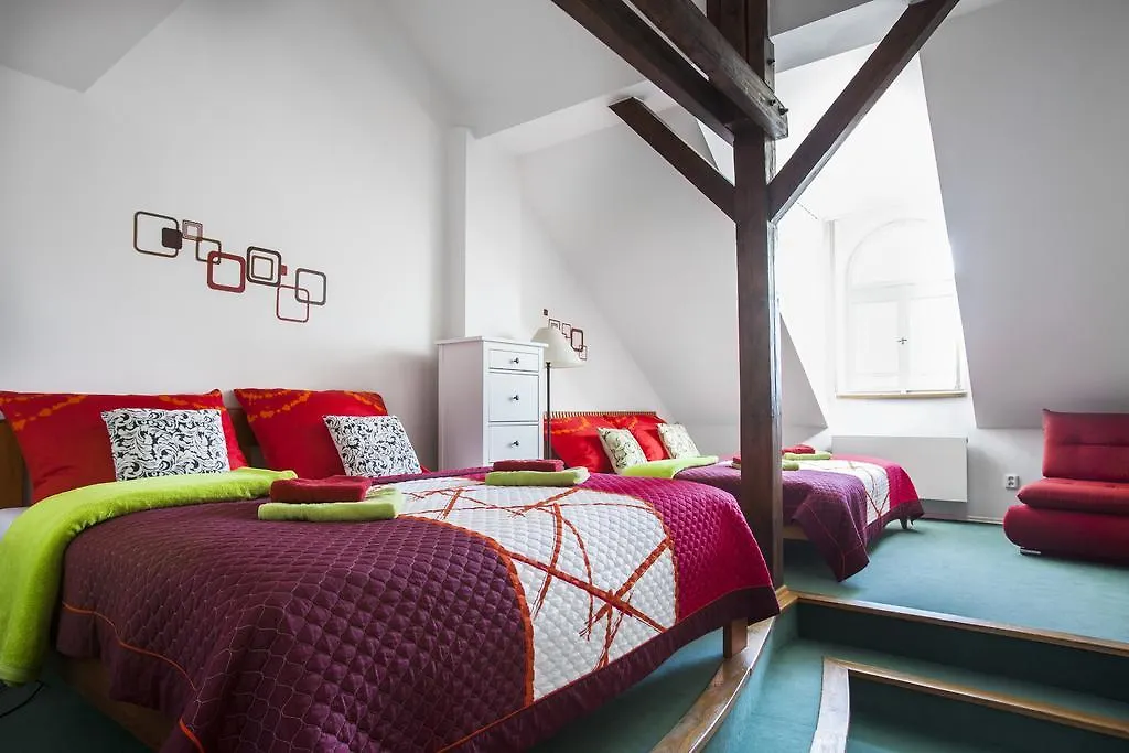 Riverview Apartments Praga