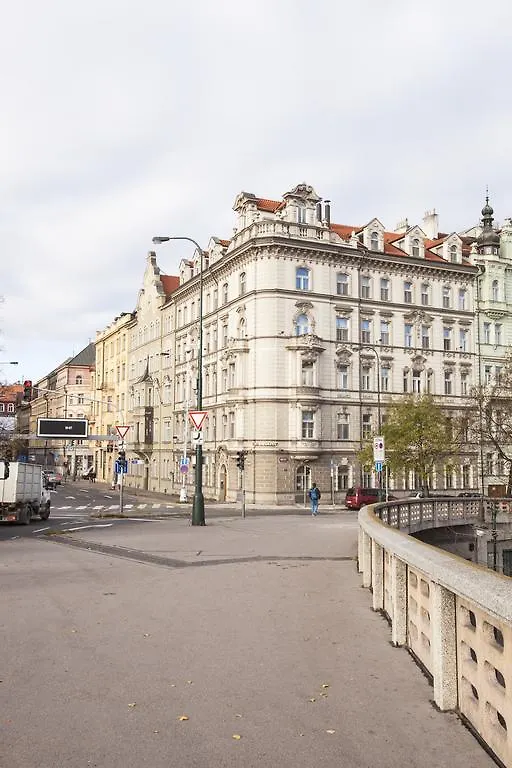 Riverview Apartments Praga