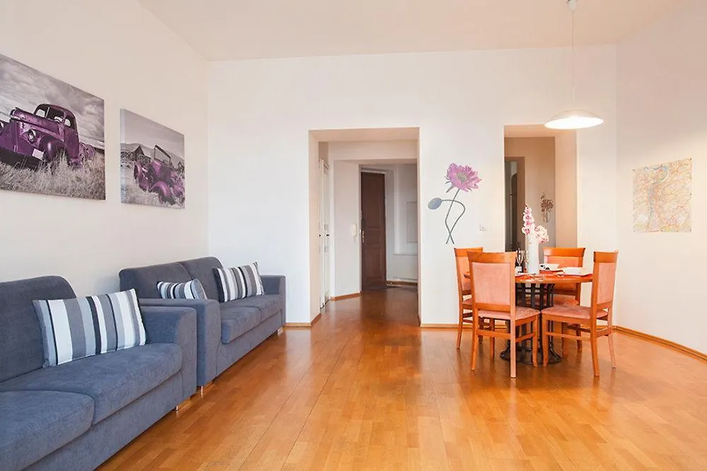 Riverview Apartments Praga República Checa